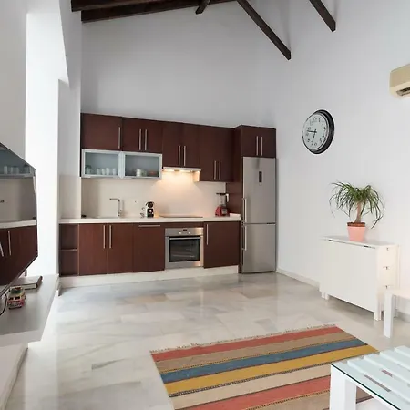 Apartment Ml3c-marble Penthouse-prime Location-high Ceilings